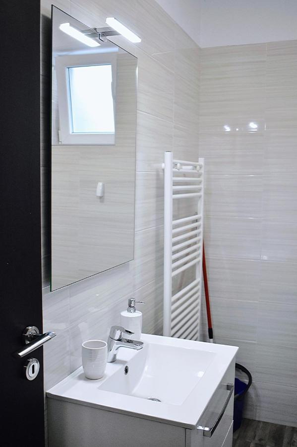 Etalon Airport Apartment *